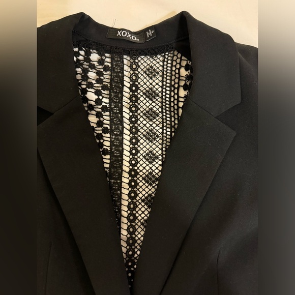 Black xoxo blazer - Picture 2 of 7